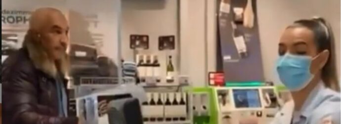 Δισεκατομμυριούχος Άλκης Δαυίδ μαινόμενος: «Δεν φοράω μάσκα, καλέστε την αστυνομία»